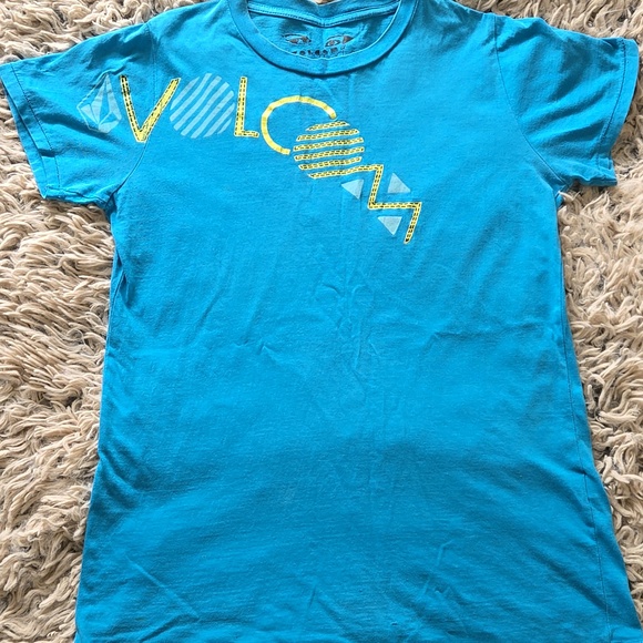 Volcom Tops - Volcom Women's Limited Edition T-shirt